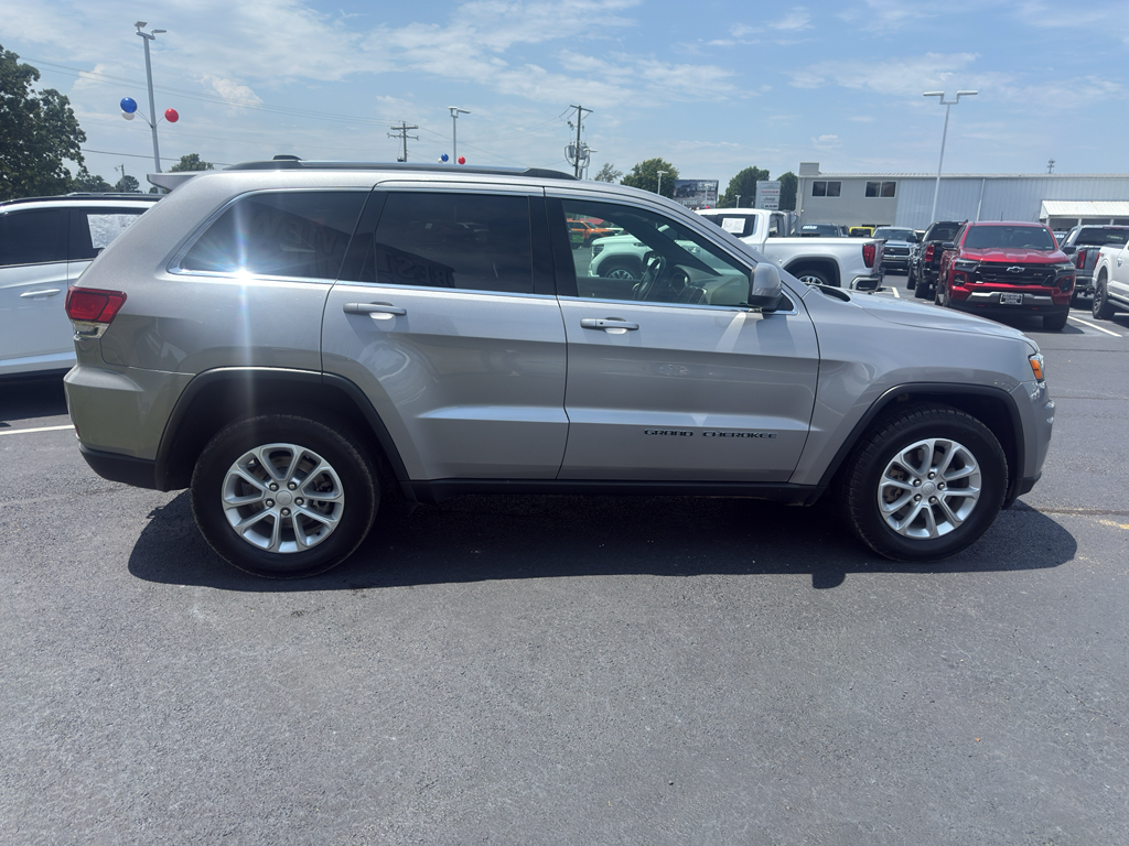 2021 Jeep Grand Cherokee Laredo E photo 4