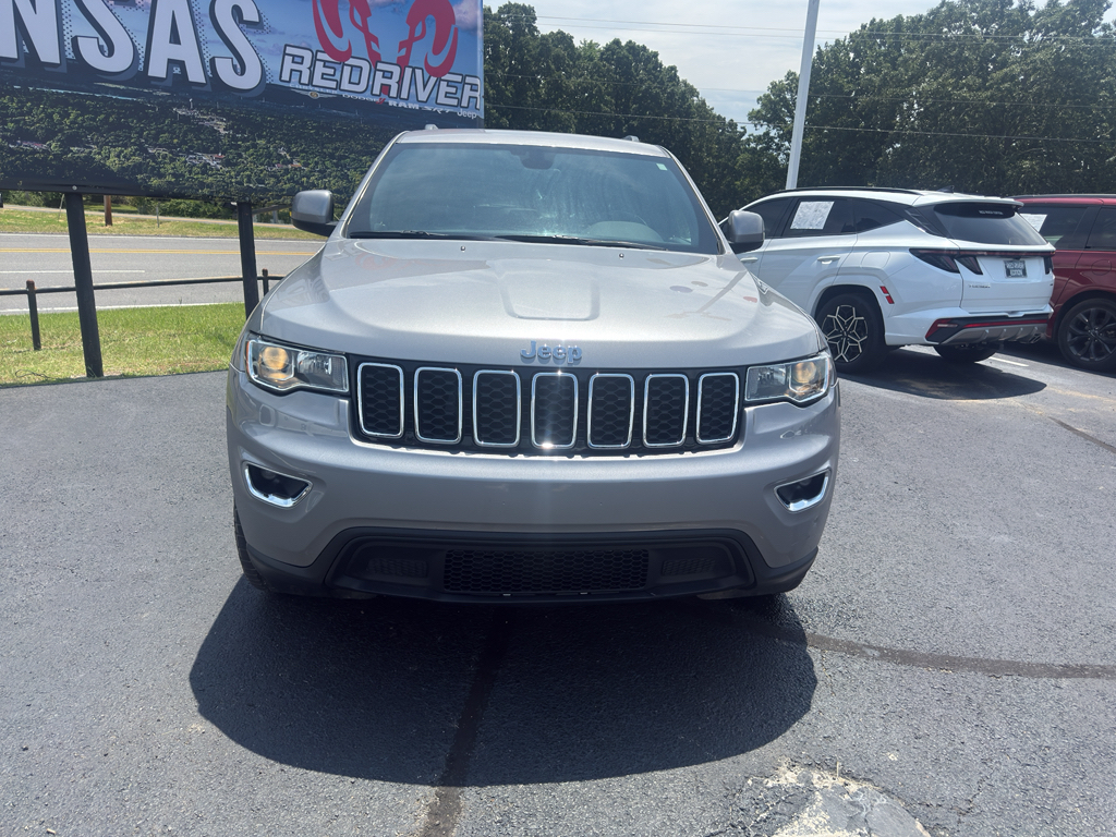 2021 Jeep Grand Cherokee Laredo E photo 2