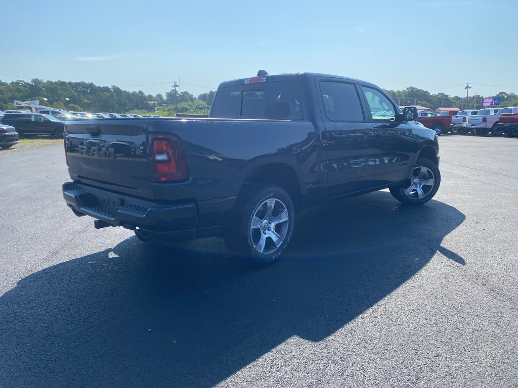 2026 Ram 1500 Express photo 5
