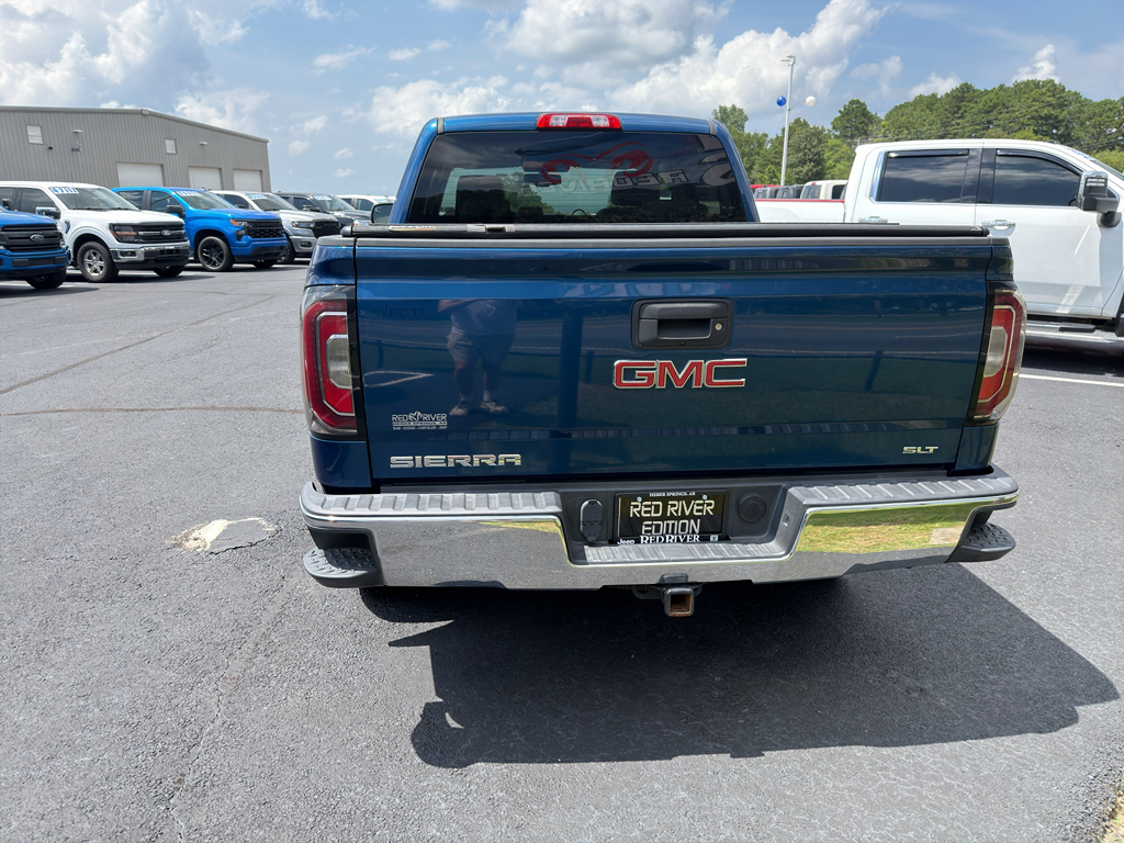 2017 GMC Sierra SLT photo 6