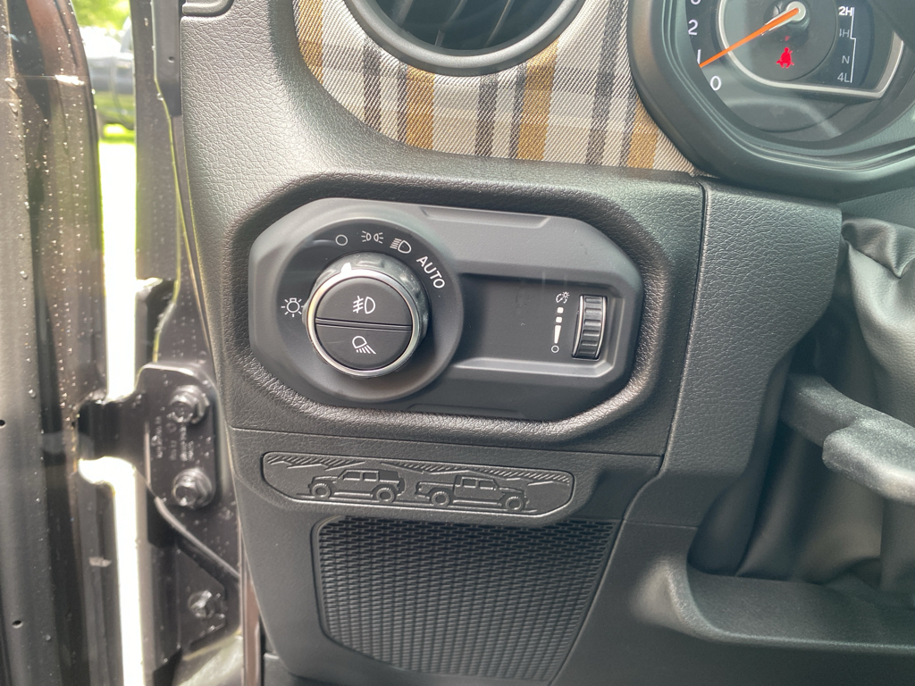 2026 Jeep Gladiator representative vehicle photo