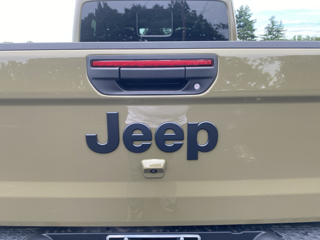 2026 Jeep Gladiator representative vehicle photo