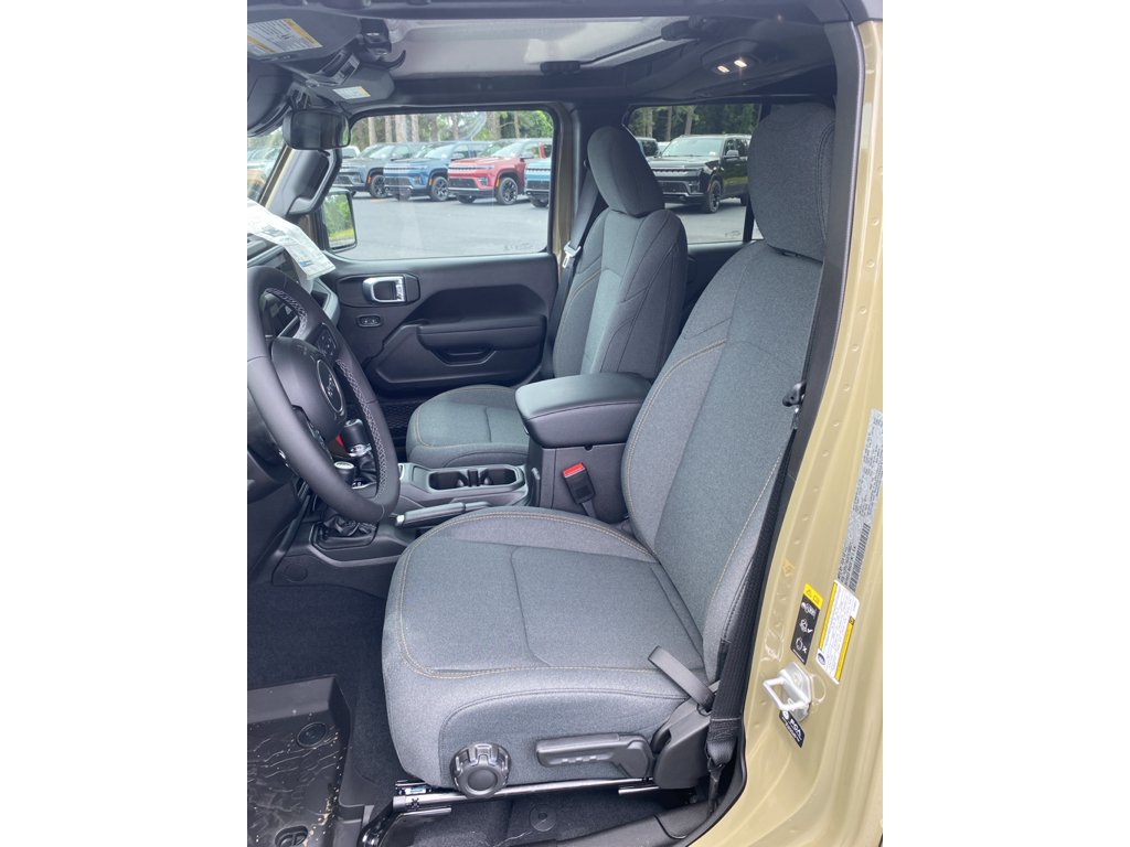 2026 Jeep Gladiator representative vehicle photo