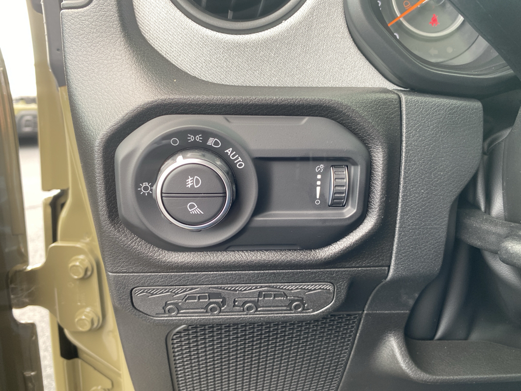 2026 Jeep Gladiator representative vehicle photo