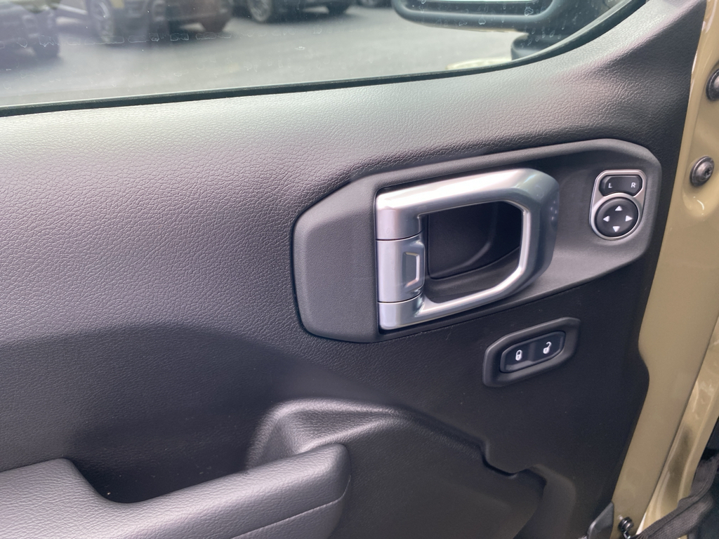 2026 Jeep Gladiator representative vehicle photo
