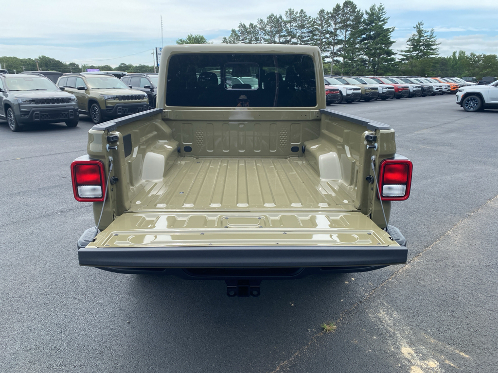 2026 Jeep Gladiator representative vehicle photo