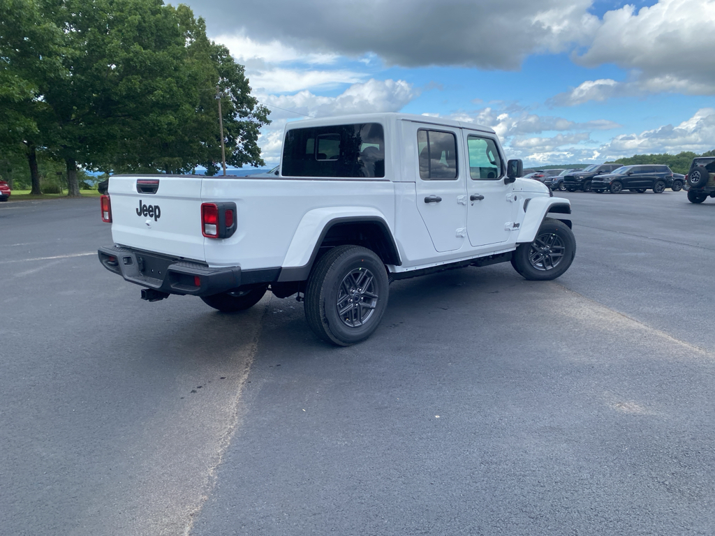 2026 Jeep Gladiator representative vehicle photo