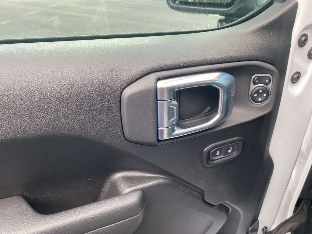 2026 Jeep Gladiator representative vehicle photo