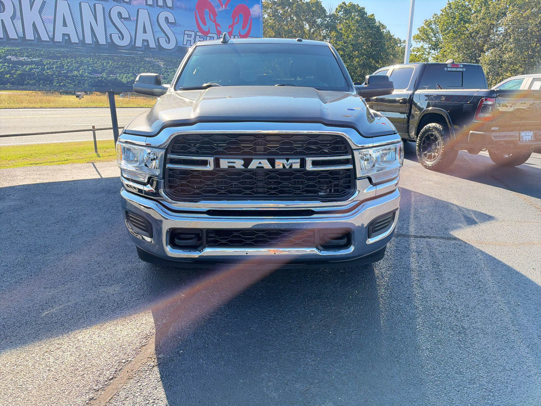 2022 Ram 3500 Tradesman photo 2