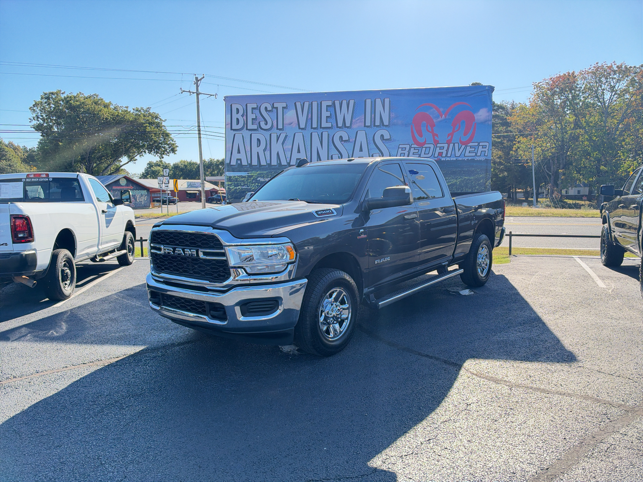 2022 Ram 3500 Tradesman photo 1