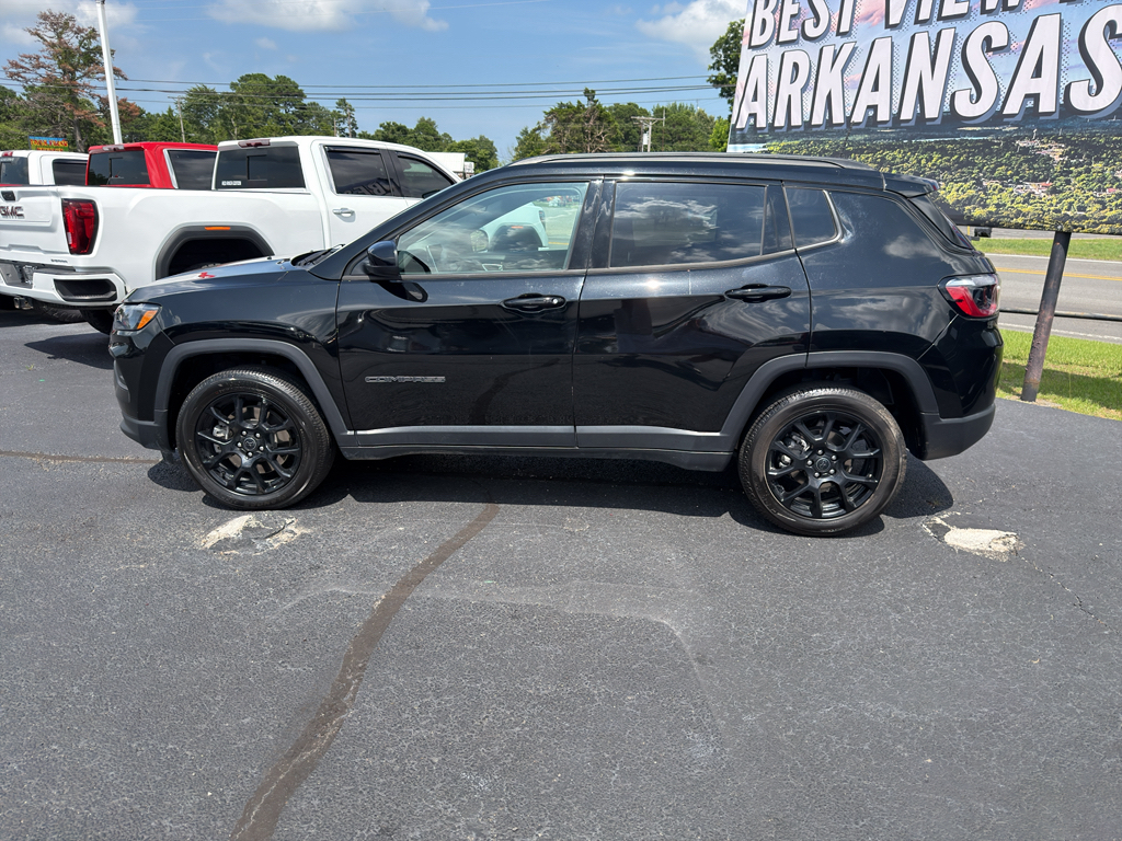 2025 Jeep Compass representative vehicle photo