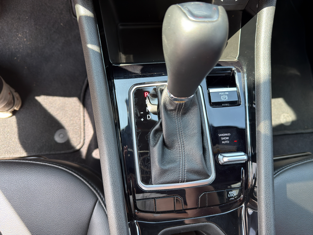 2025 Jeep Compass representative vehicle photo
