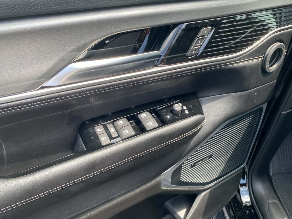 2026 Jeep Grand Wagoneer representative vehicle photo