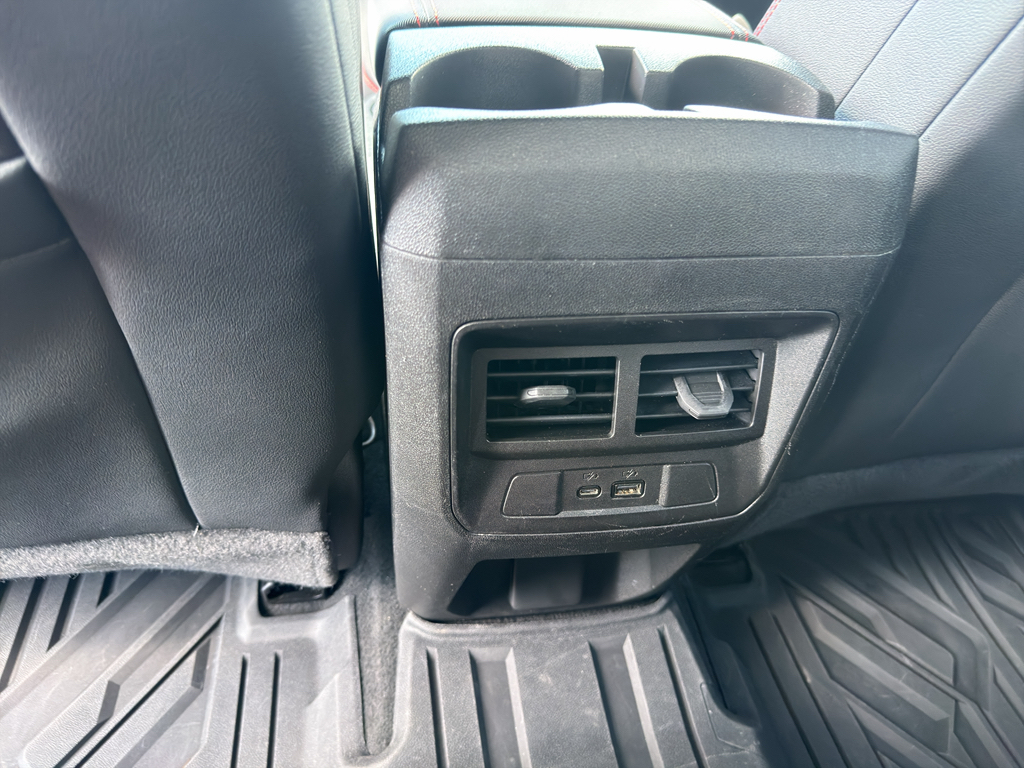 2024 Chevrolet Colorado representative vehicle photo