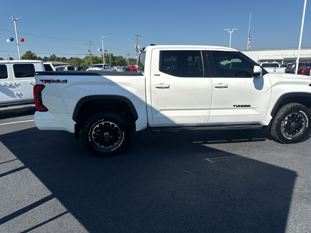 2022 Toyota Tundra SR5 photo 4