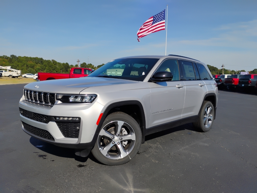 2026 Jeep Grand Cherokee Limited photo 1