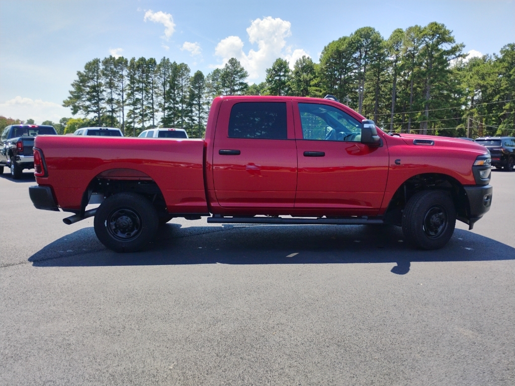 2026 Ram 2500 Tradesman photo 4