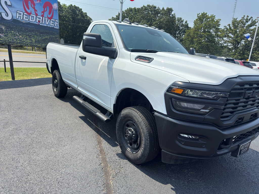 2025 Ram 2500 Tradesman photo 3