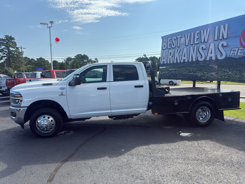 2025 Ram 3500 representative vehicle photo
