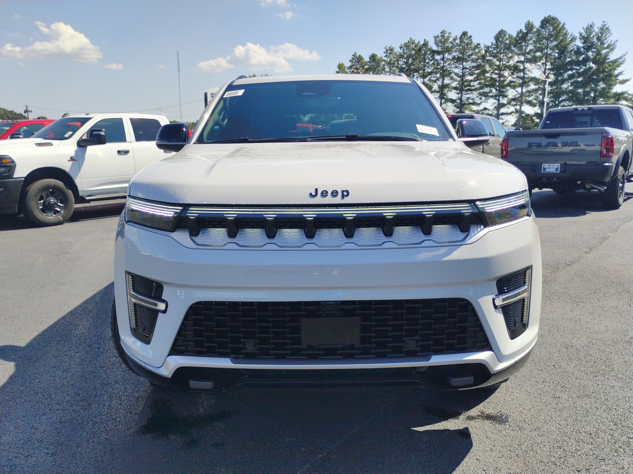2026 Jeep Grand Wagoneer Limited photo 2