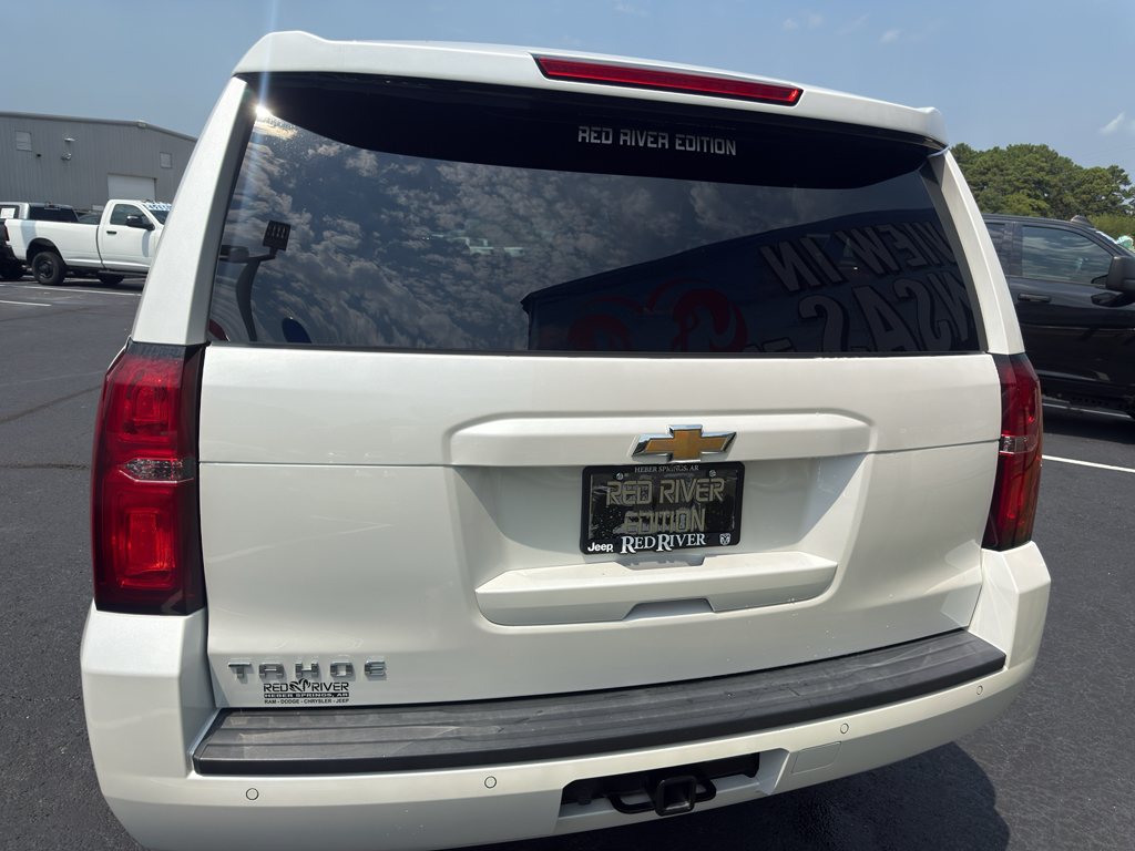 2017 Chevrolet Tahoe LT photo 5