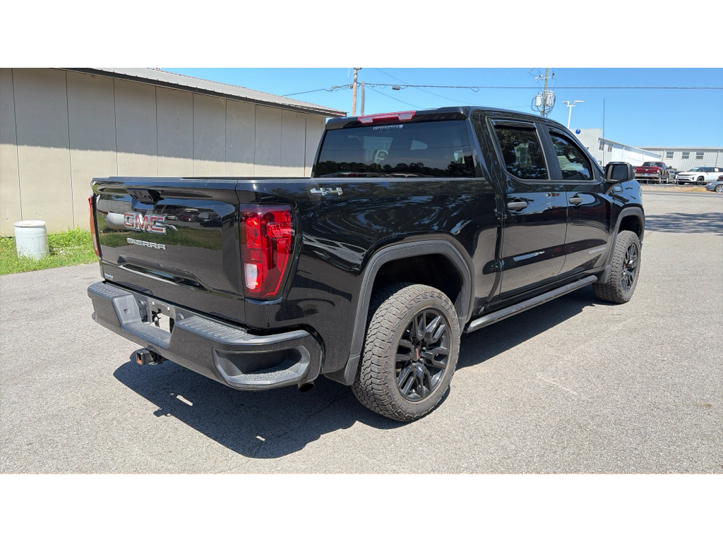 2025 GMC Sierra Pro photo 3