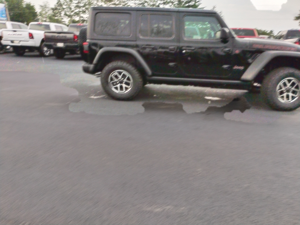 2026 Jeep Wrangler Rubicon photo 4