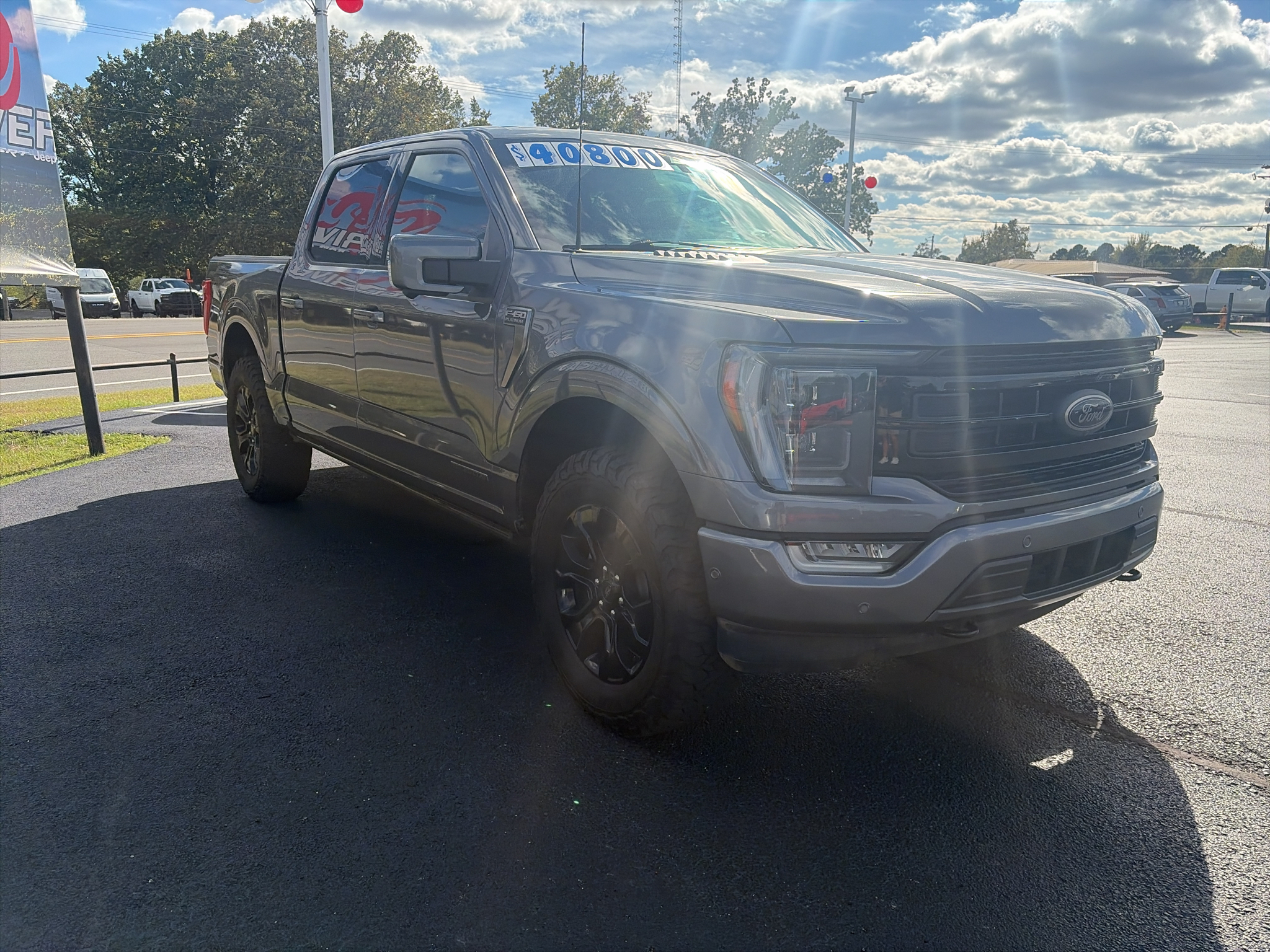 2022 Ford F-150 Platinum photo 3