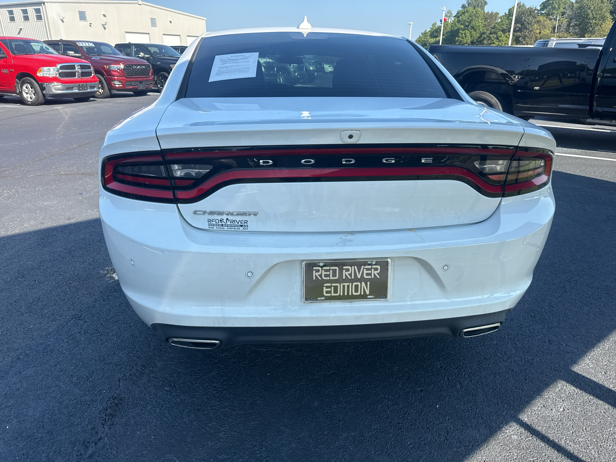2023 Dodge Charger SXT photo 5
