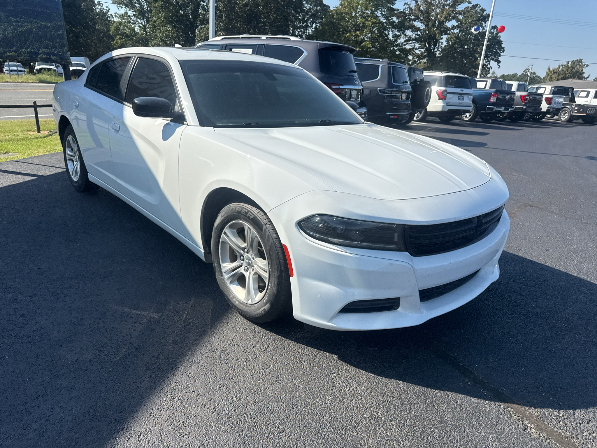 2023 Dodge Charger SXT photo 3