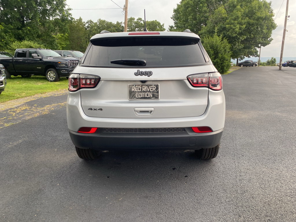 2026 Jeep Compass Latitude Altitude photo 6