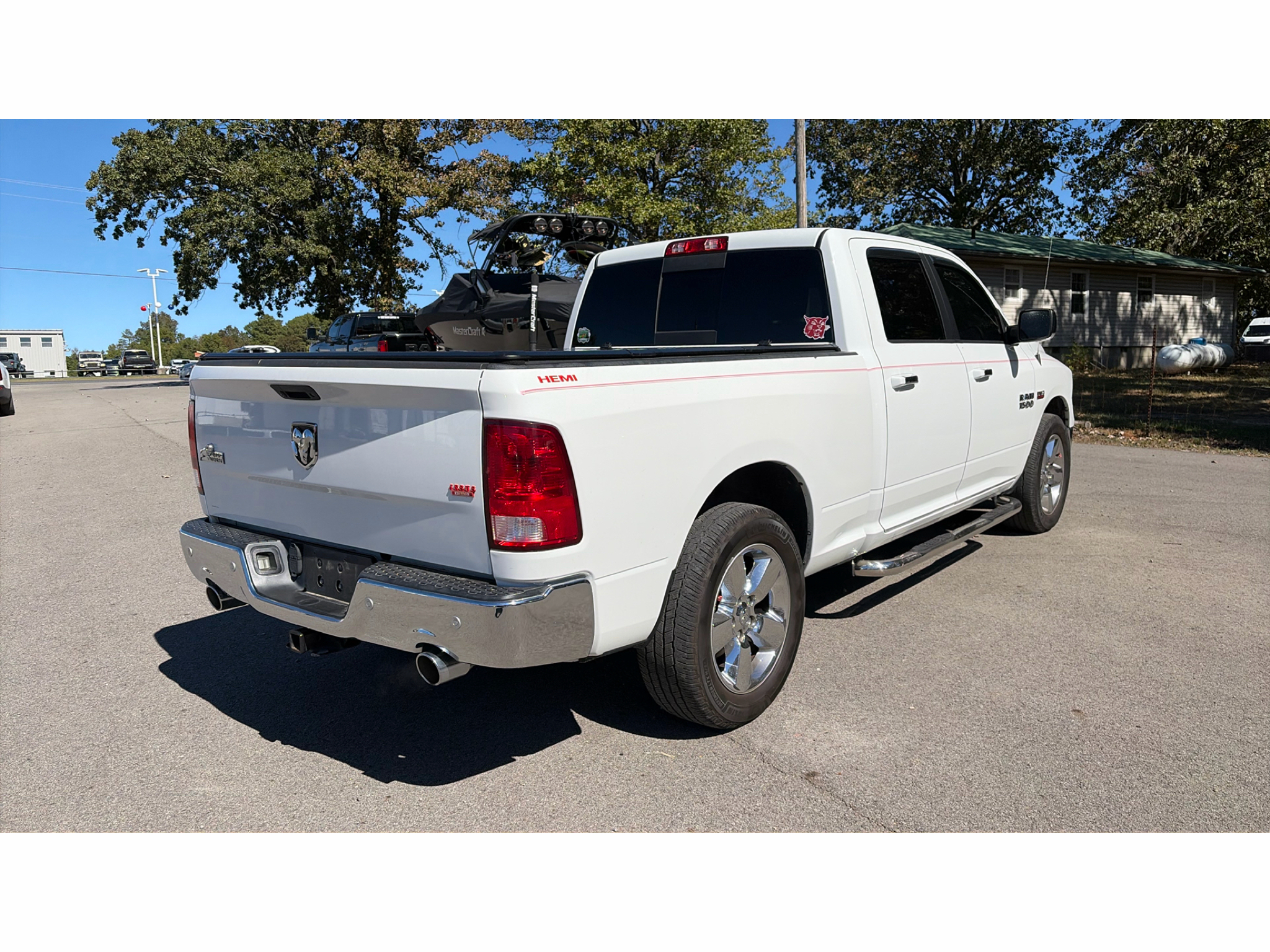 2017 Ram 1500 Big Horn photo 3