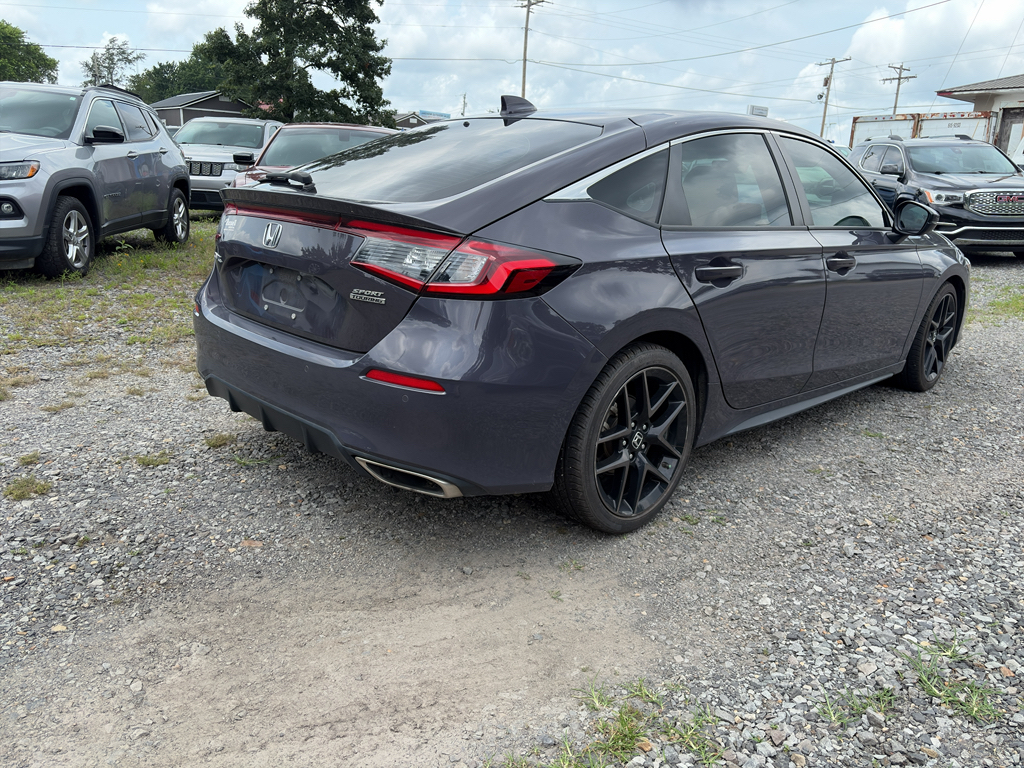 2024 Honda Civic Sport Touring photo 3