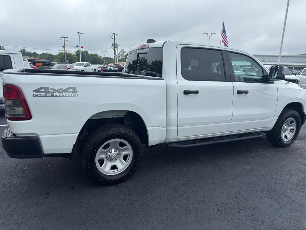 2024 Ram 1500 Tradesman photo 4