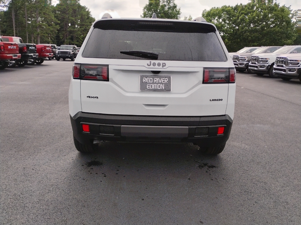 2026 Jeep Cherokee Laredo photo 6