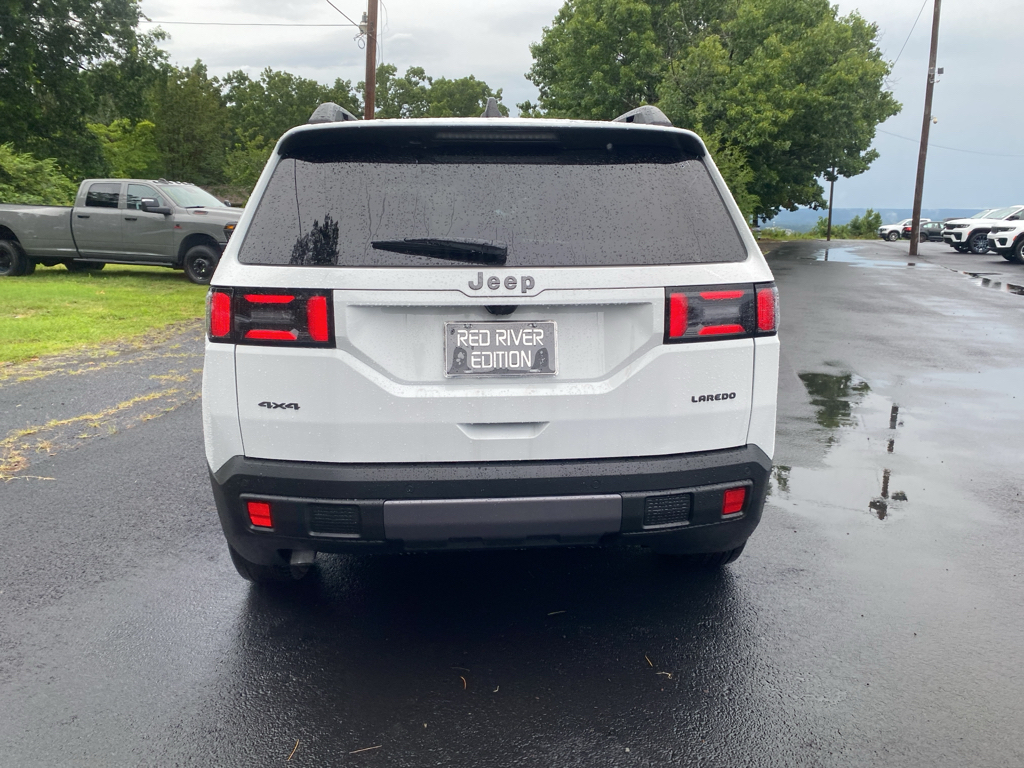 2026 Jeep Cherokee Laredo photo 6