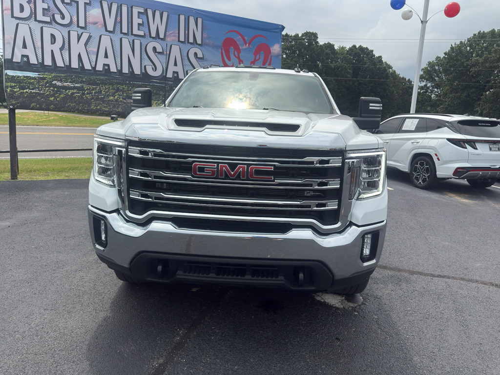 2021 GMC Sierra SLE photo 2