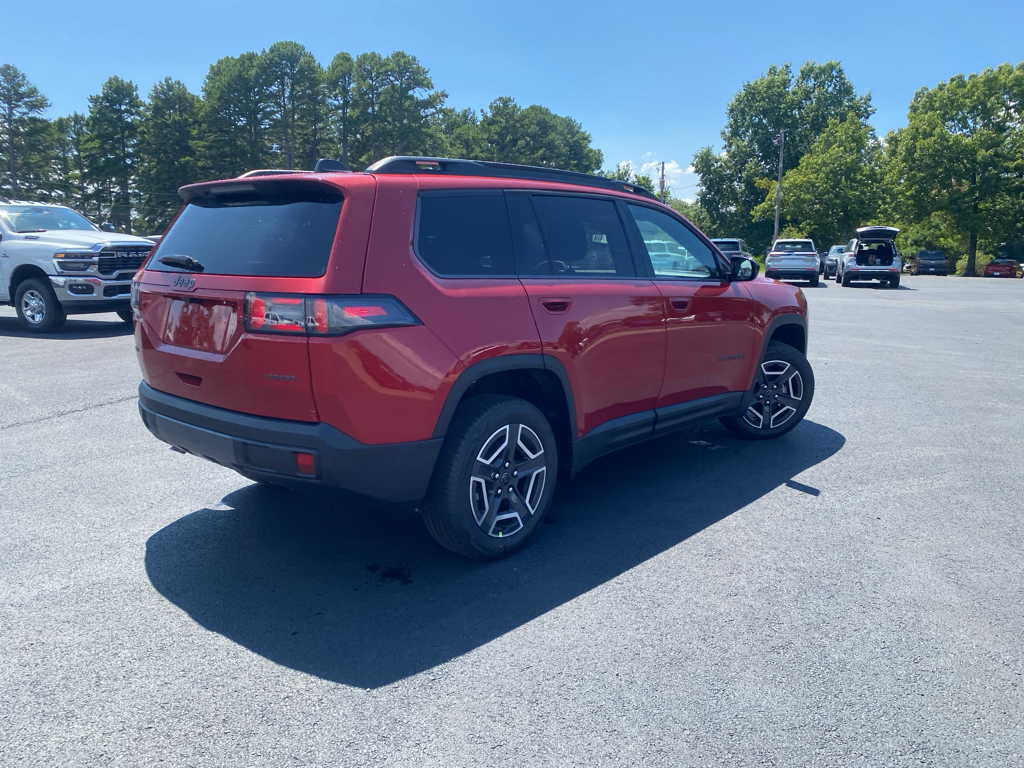 2026 Jeep Cherokee Laredo photo 5