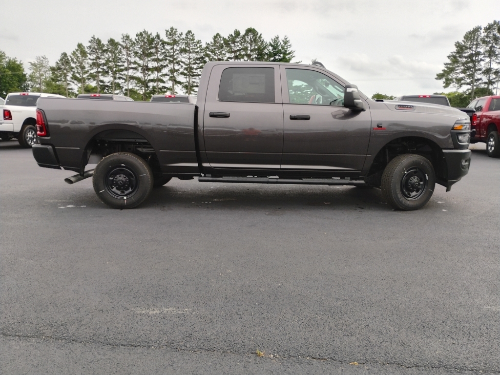2026 Ram 2500 Tradesman photo 4