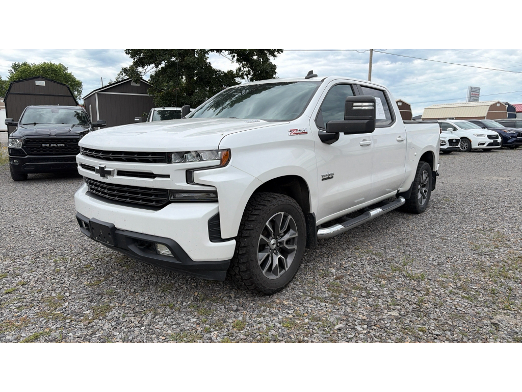 2020 Chevrolet Silverado RST photo 1