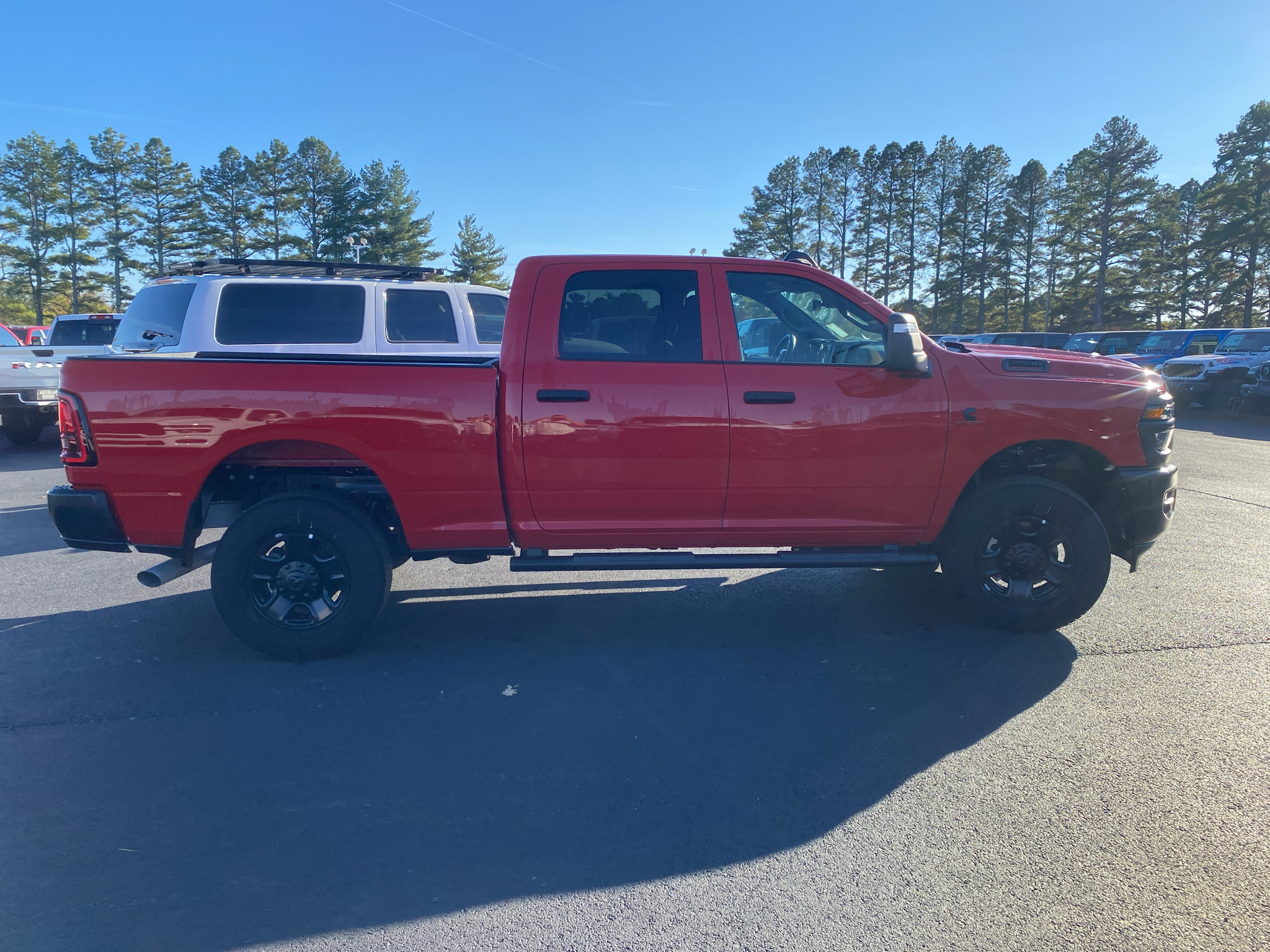 2026 Ram 2500 Tradesman photo 4