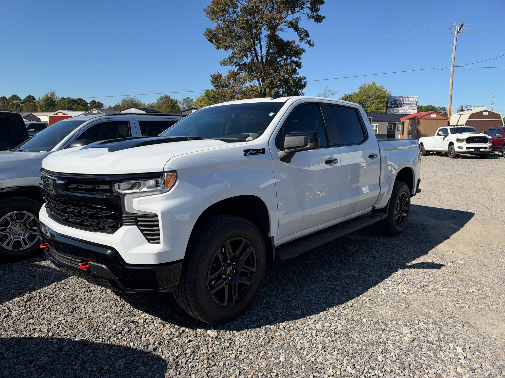 2024 Chevrolet Silverado LT Trail Boss photo 1