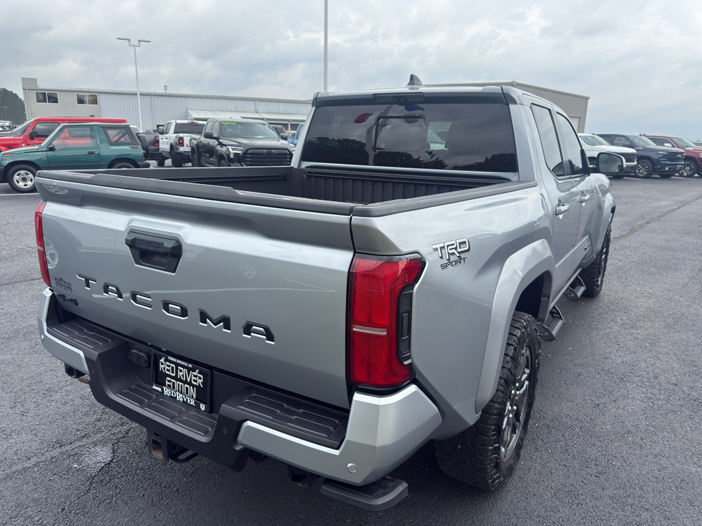 2025 Toyota Tacoma TRD Sport photo 5