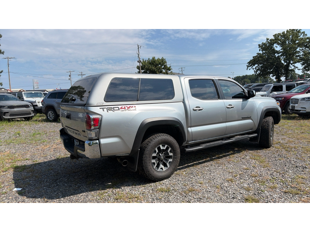 2022 Toyota Tacoma TRD Off Road photo 3