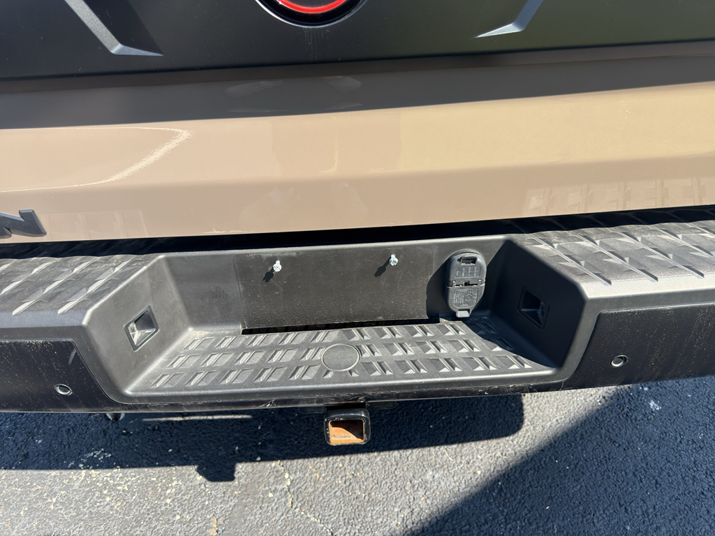 2024 Nissan Titan representative vehicle photo