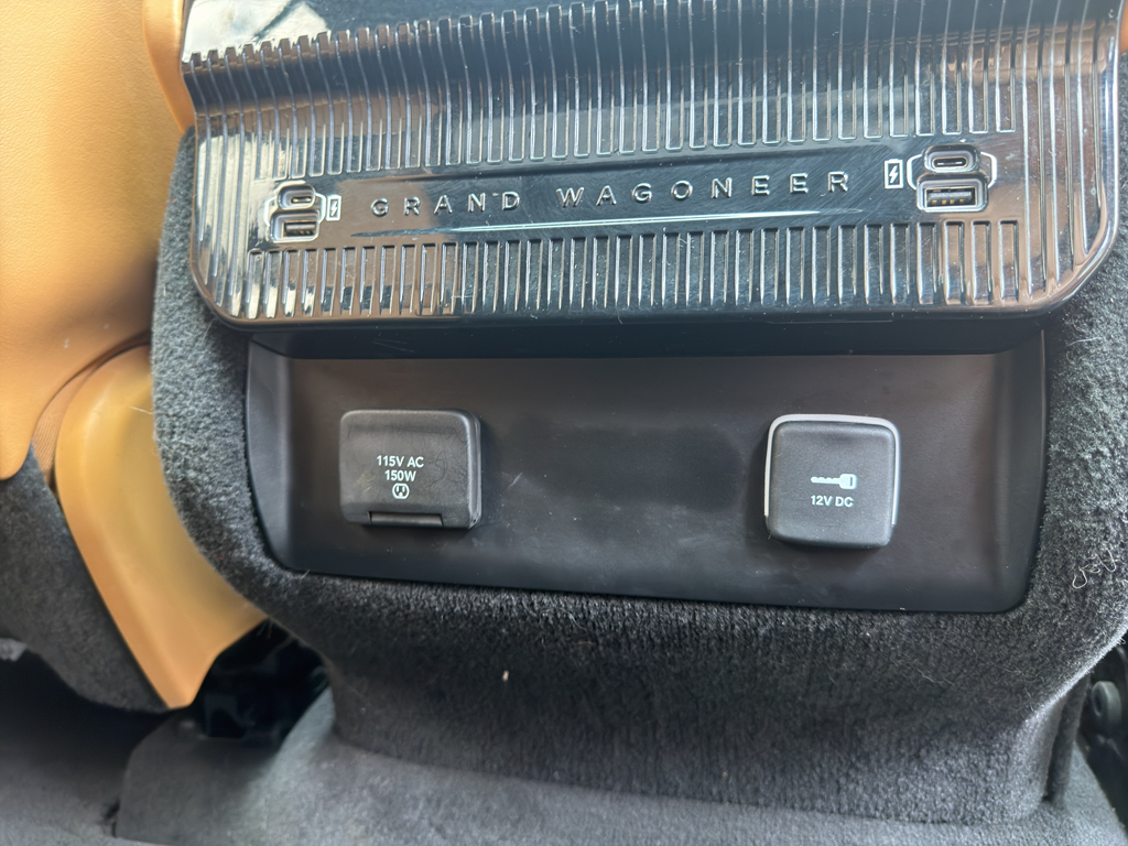 2022 Jeep Grand Wagoneer representative vehicle photo