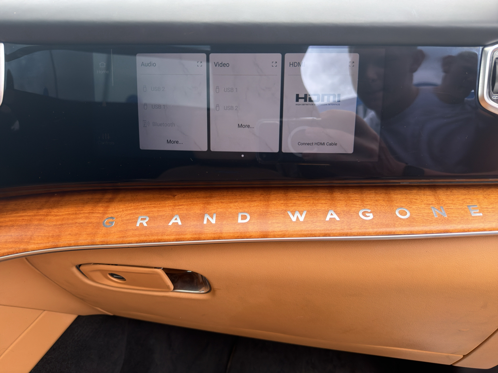 2022 Jeep Grand Wagoneer representative vehicle photo