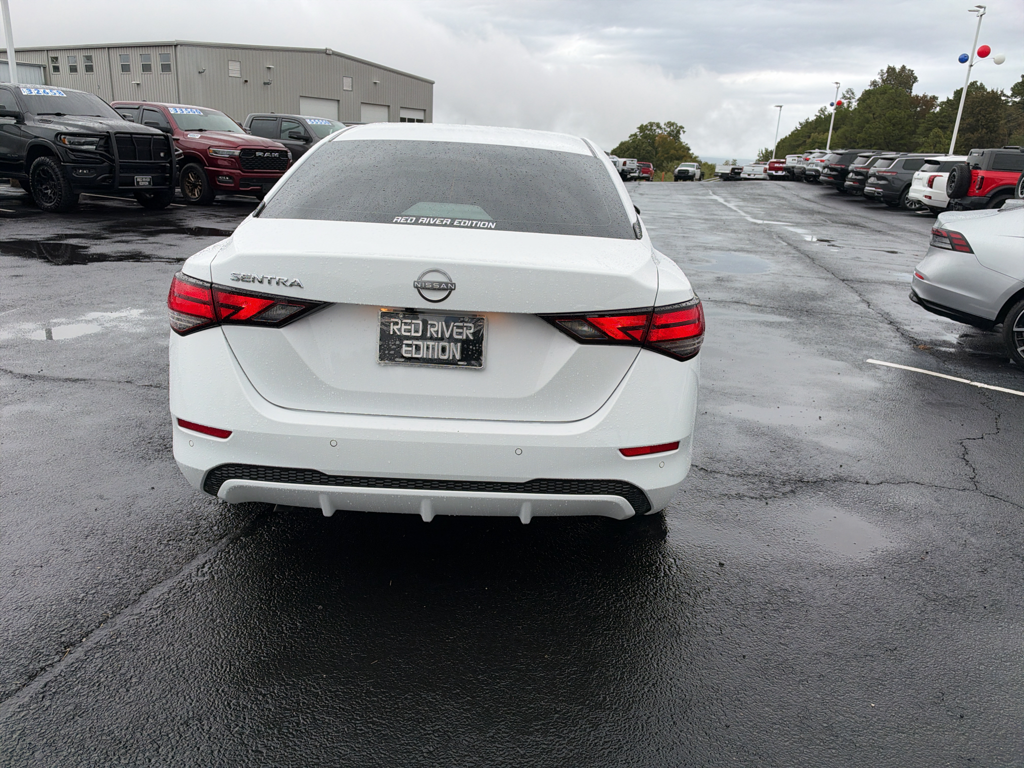2025 Nissan Sentra S photo 6