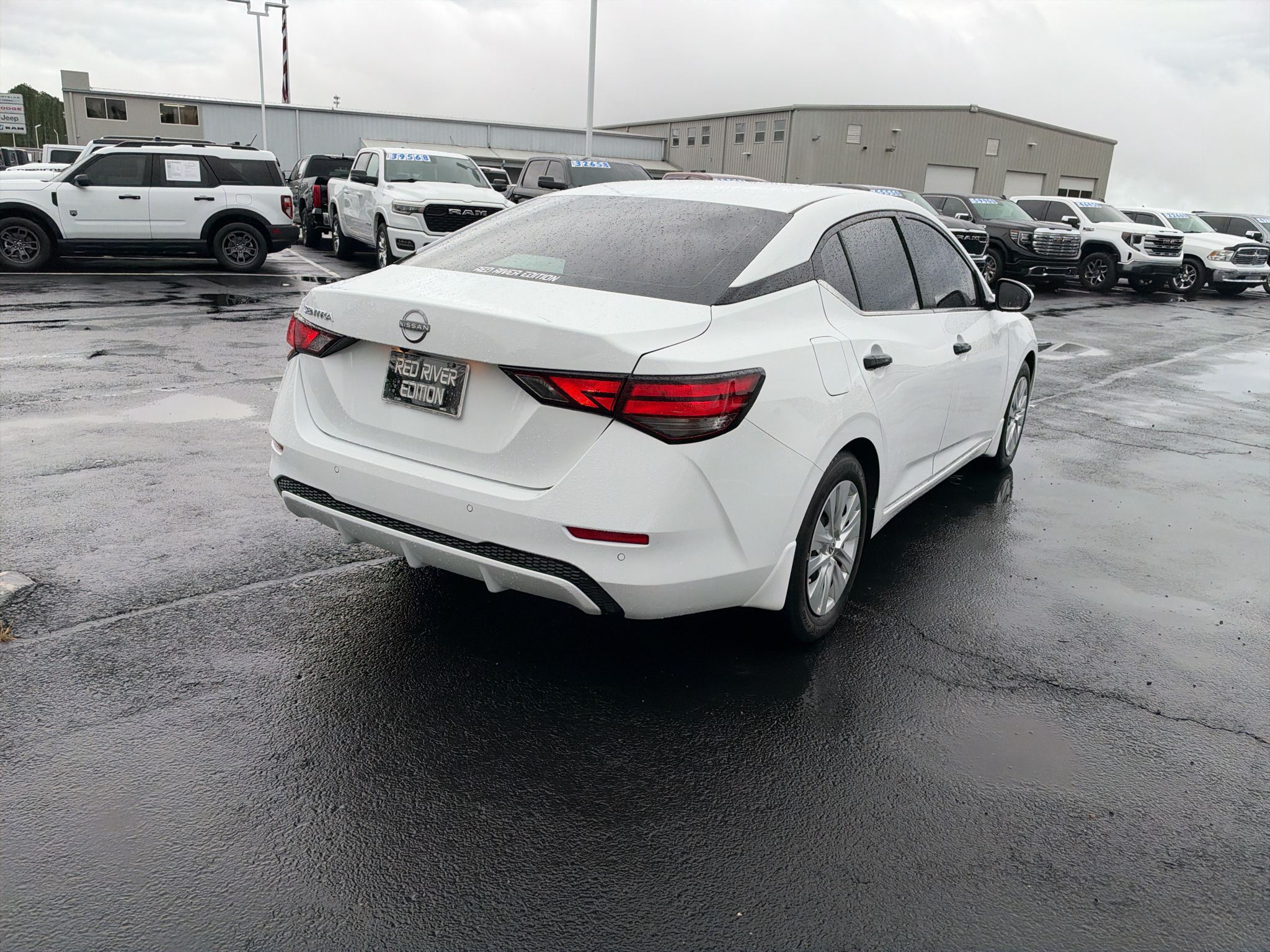 2025 Nissan Sentra S photo 5
