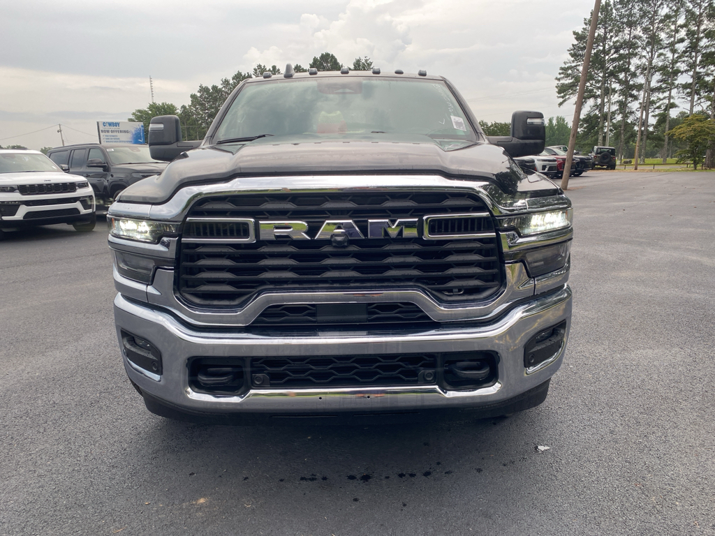 2026 Ram 3500 Tradesman photo 2